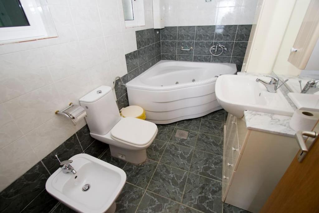 Holiday Home ماكارسكا المظهر الخارجي الصورة