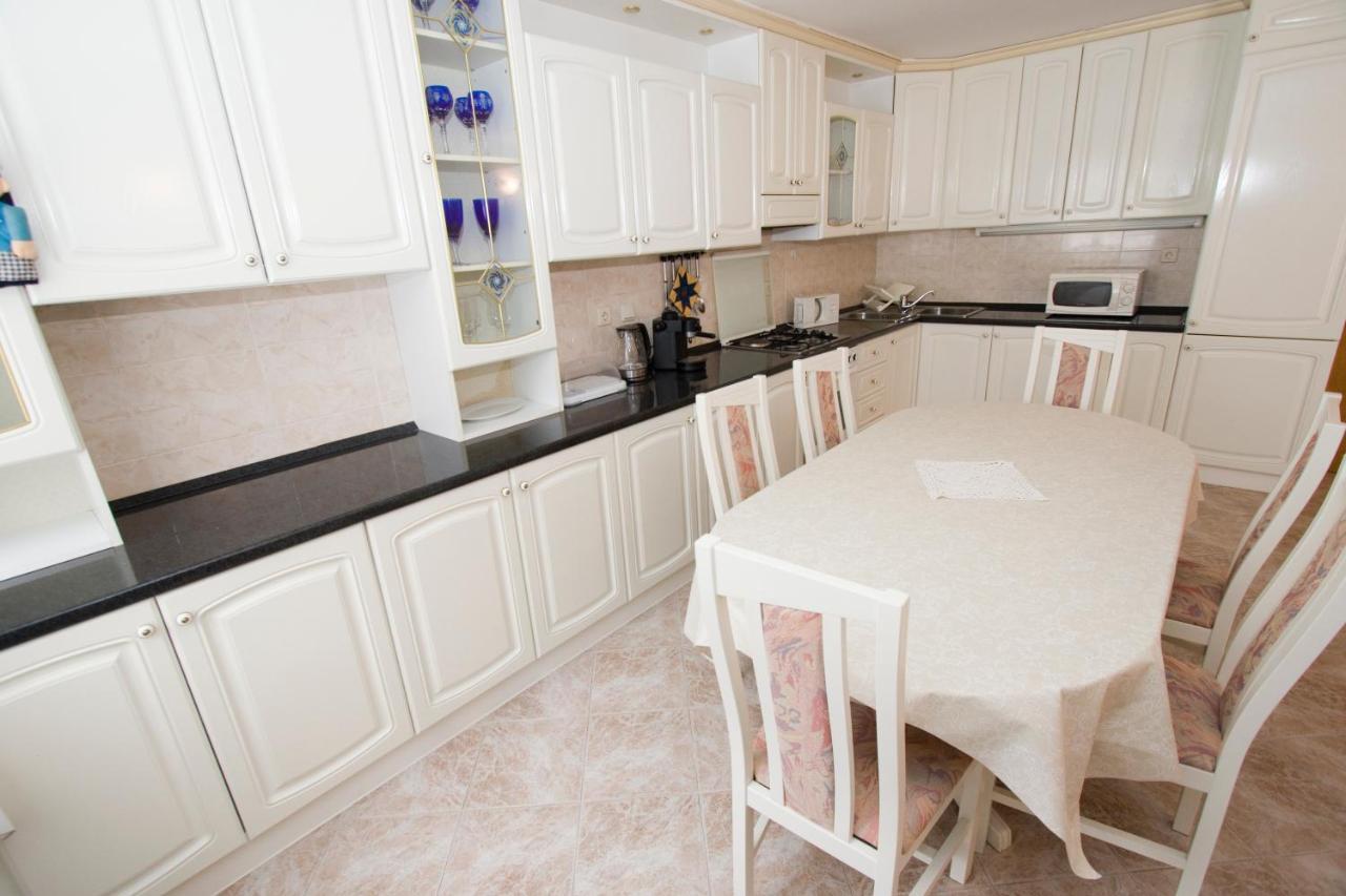 Holiday Home ماكارسكا المظهر الخارجي الصورة